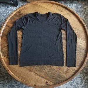 lululemon Swiftly Breath Long Sleeve - Black (US 4)